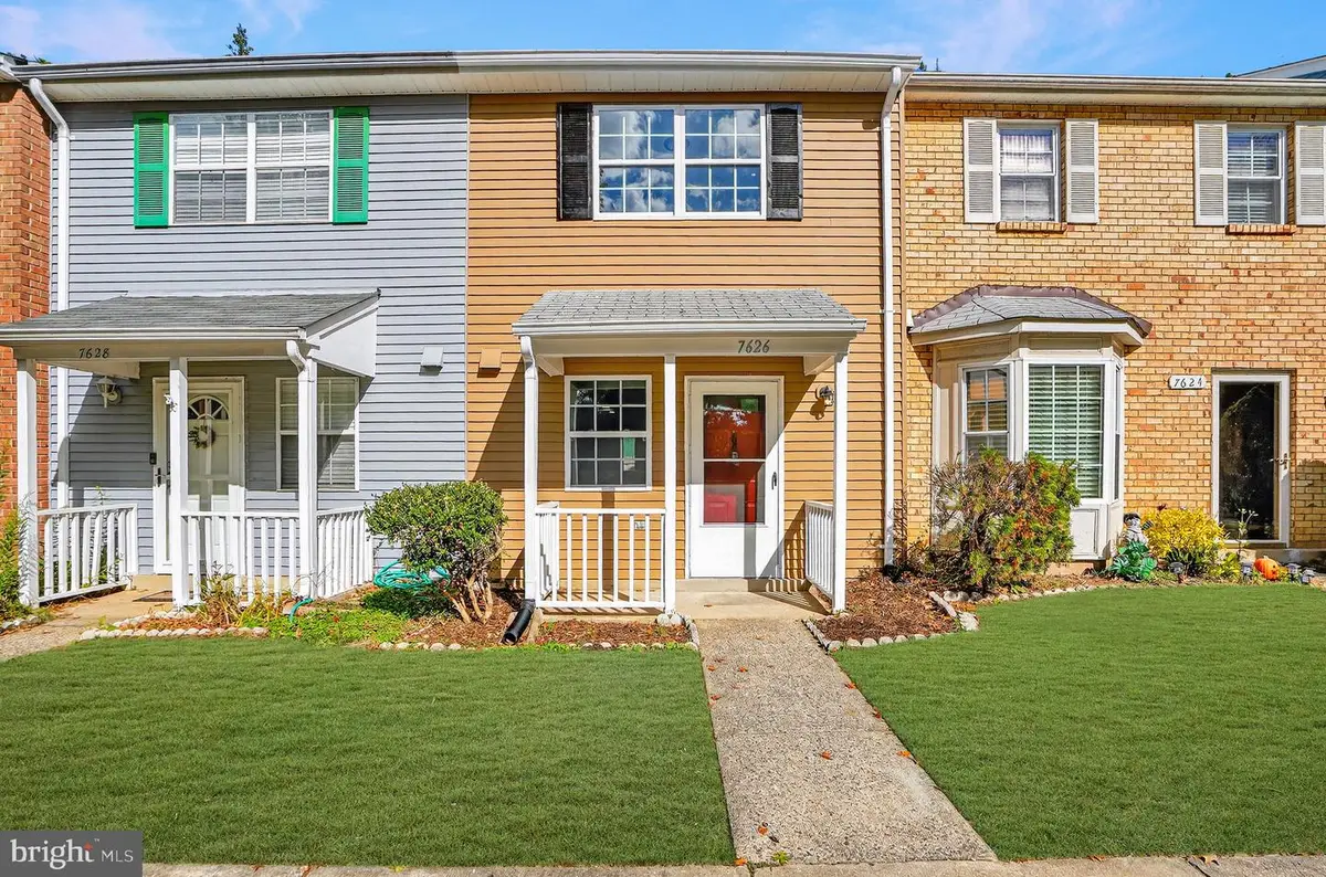 7626 Lee Landing Dr, Falls Church, VA 22043 - Image #1