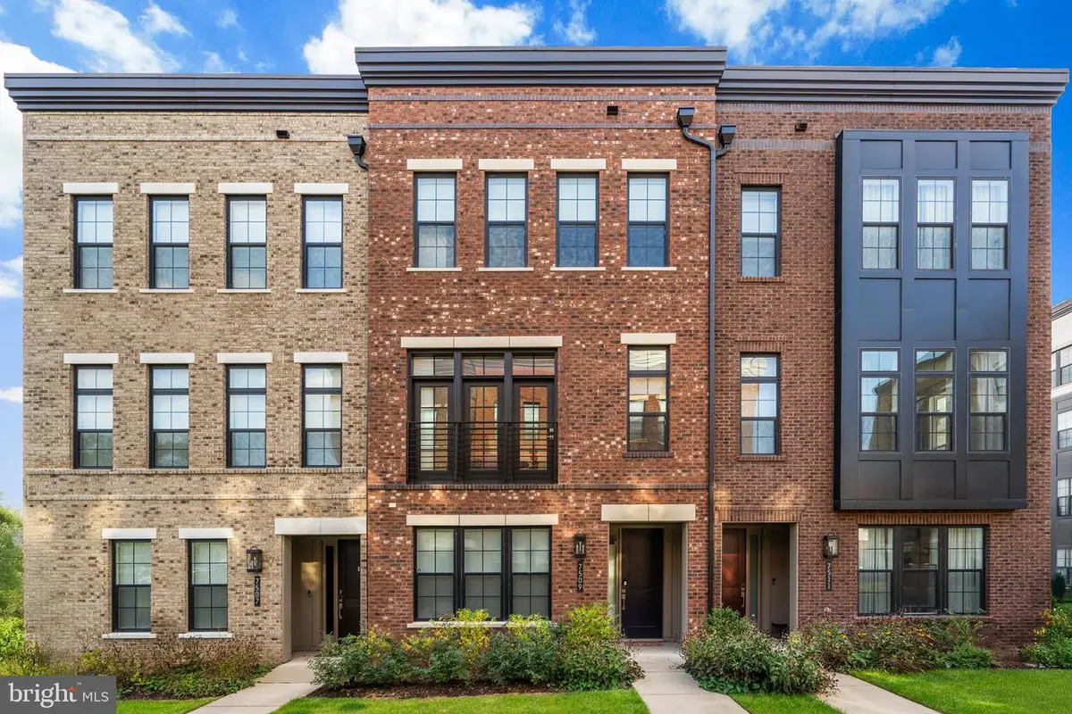 7509 Sawyer Farm Way #2002, McLean, VA 22102 - Image #1