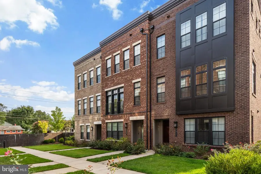 7509 Sawyer Farm Way #2002, McLean, VA 22102 - Image #2