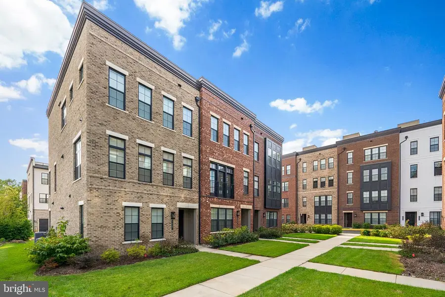 7509 Sawyer Farm Way #2002, McLean, VA 22102 - Image #3