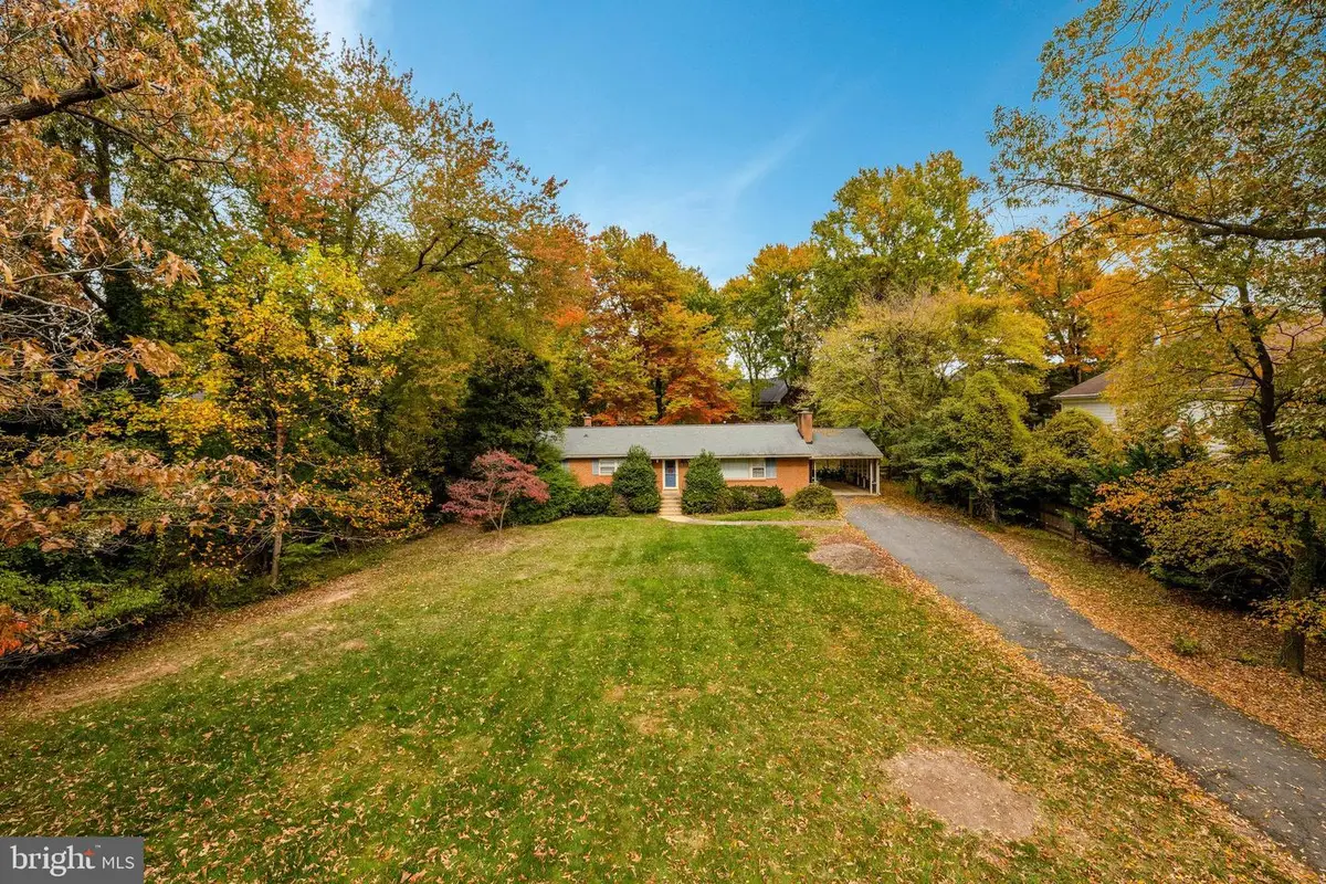 6424 Divine St, McLean, VA 22101 - Image #1