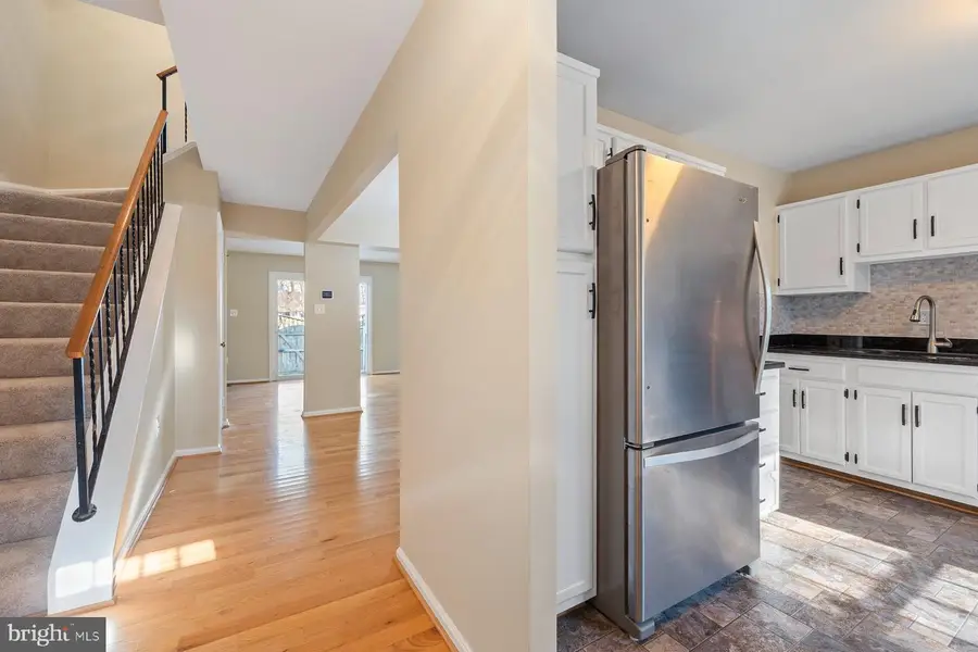 9954 Wood Wren Ct, Fairfax, VA 22032 - Image #3