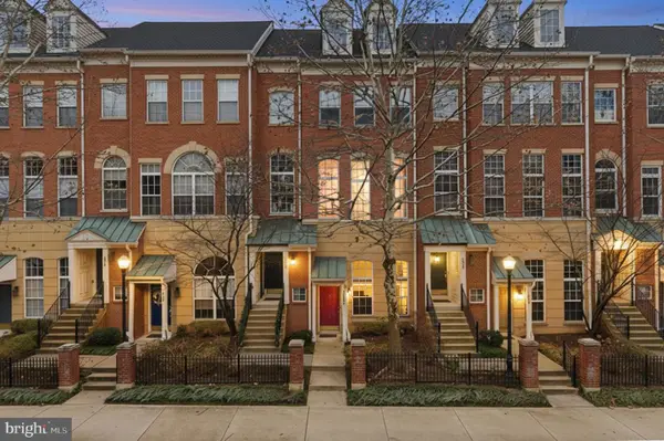 1934 Crescent Park Dr #28-a, RESTON, VA 20190