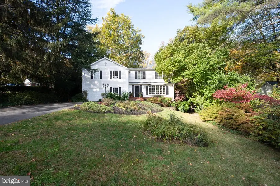 3806 Bent Branch Rd, Falls Church, VA 22041 - Image #3
