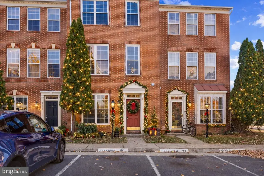 13133 Park Crescent Cir, Herndon, VA 20171 - Image #2