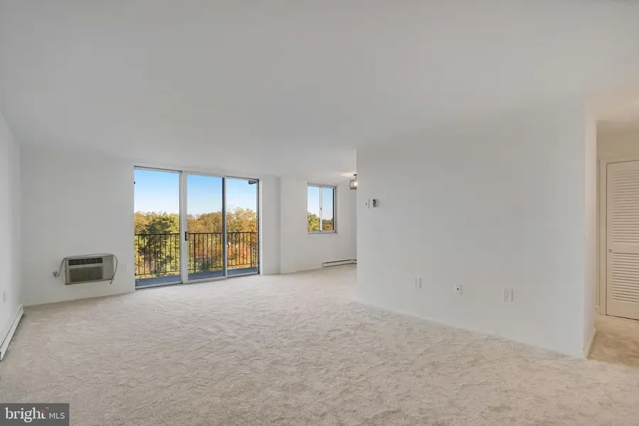 3245 Rio Dr #901, Falls Church, VA 22041 - Image #2