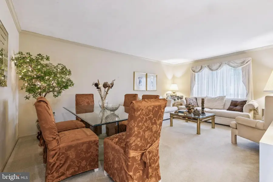 9606 Blake Ln, Fairfax, VA 22031 - Image #3