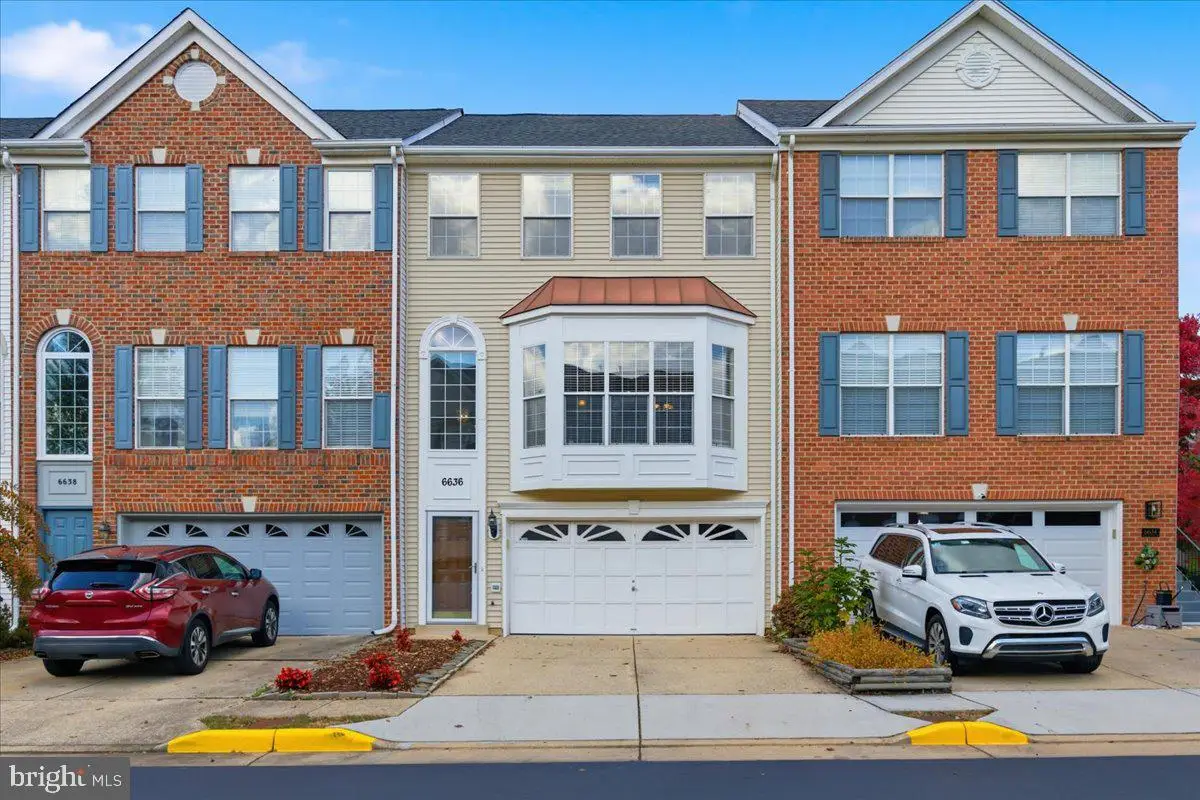 6636 Hunter Creek Ln, Alexandria, VA 22315 - Image #1