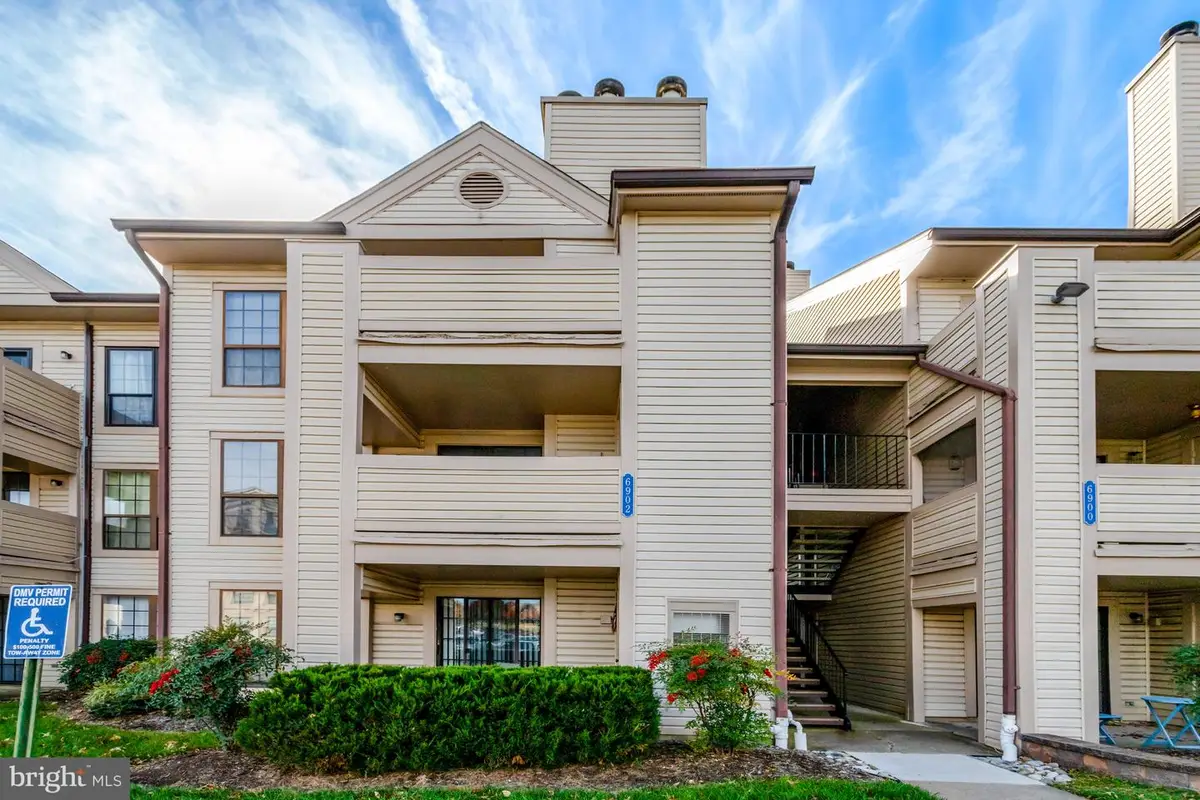 6902 Mary Caroline Cir #e, Alexandria, VA 22310 - Image #1