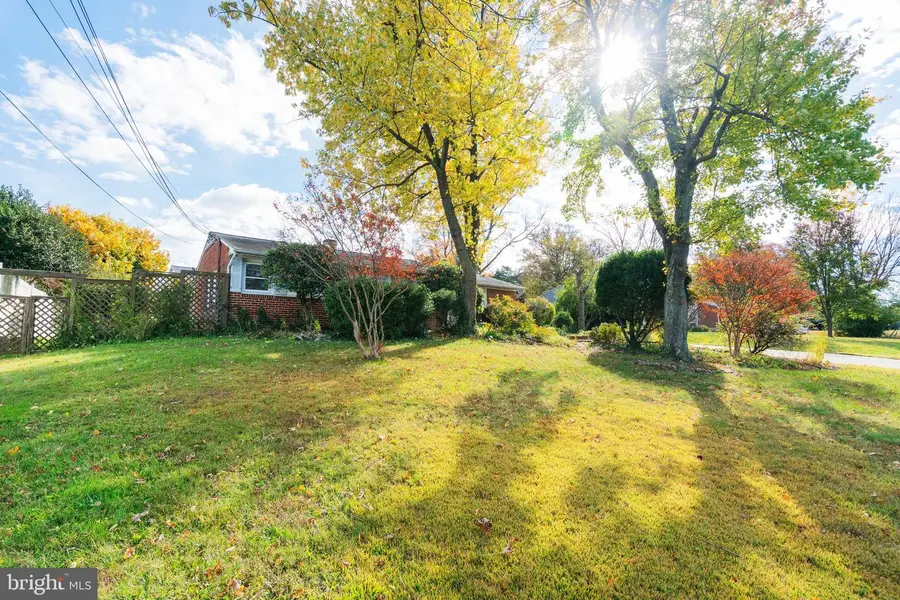 4817 Upland Dr, Alexandria, VA 22310 - Image #2