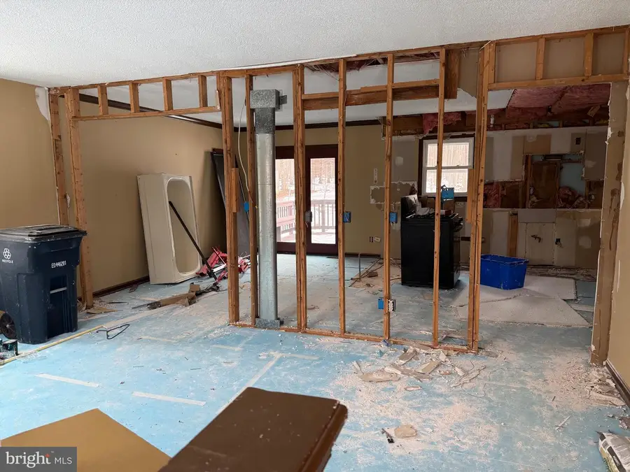 5129 First Rd, Fairfax, VA 22030 - #2