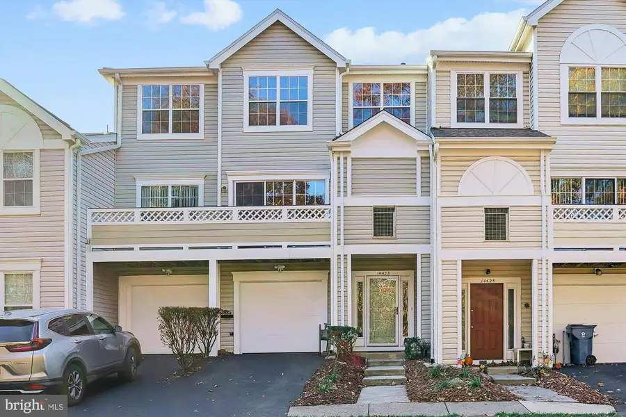 14423 Glencrest Cir #123, Centreville, VA 20120 - Image #2
