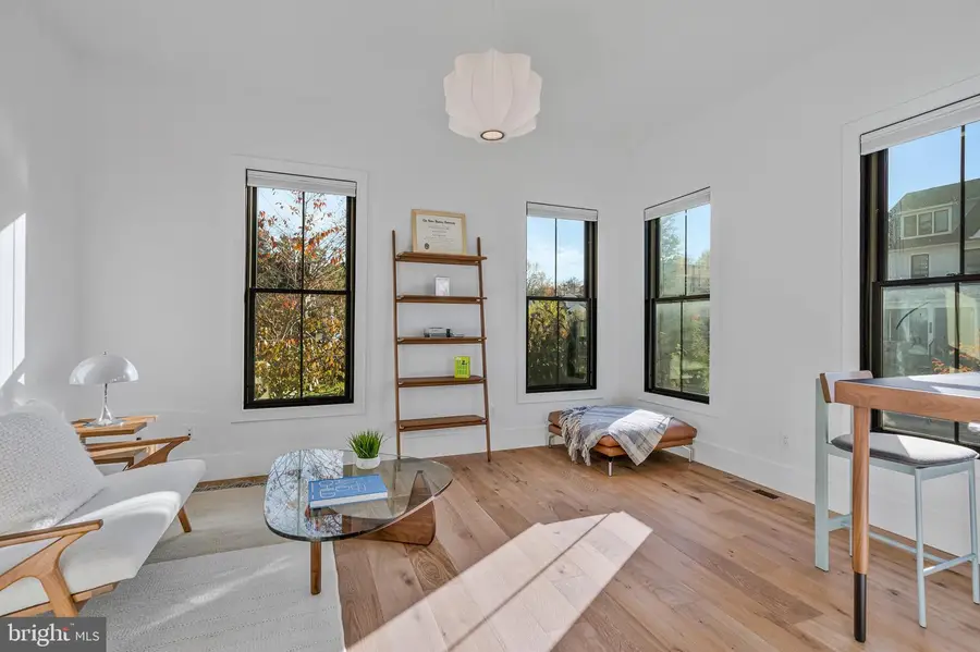 1353 Monitor Ln, McLean, VA 22101 - Image #3