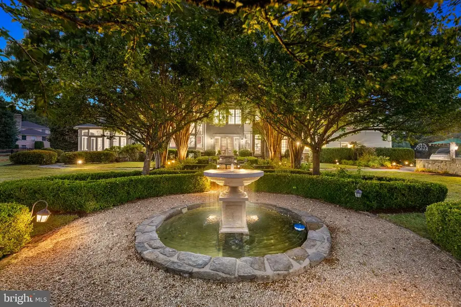 1205 Towlston Rd, Great Falls, VA 22066 - #3