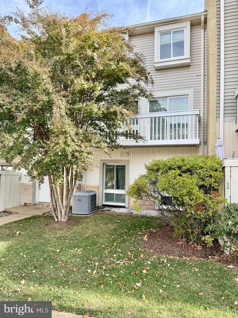 7217 Jillspring Ct #21a, Springfield, VA 22152 - Image #2