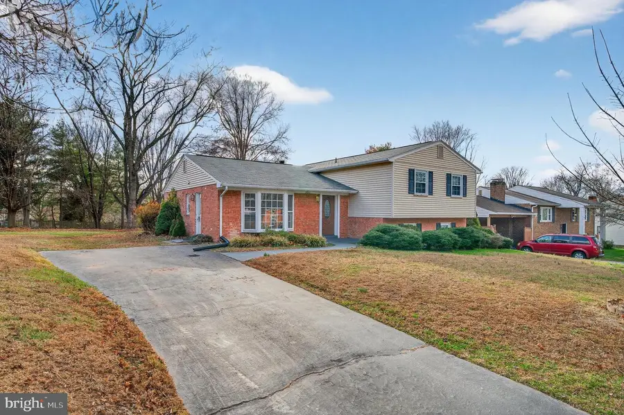 13603 Floris St, Herndon, VA 20171 - Image #3