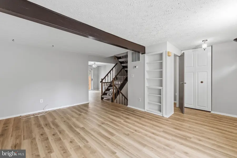 11563 Ivy Bush Ct, Reston, VA 20191 - Image #2