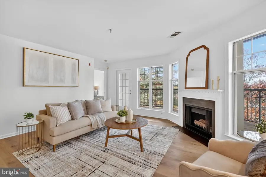 5575 Seminary Rd #312, Falls Church, VA 22041 - Image #2