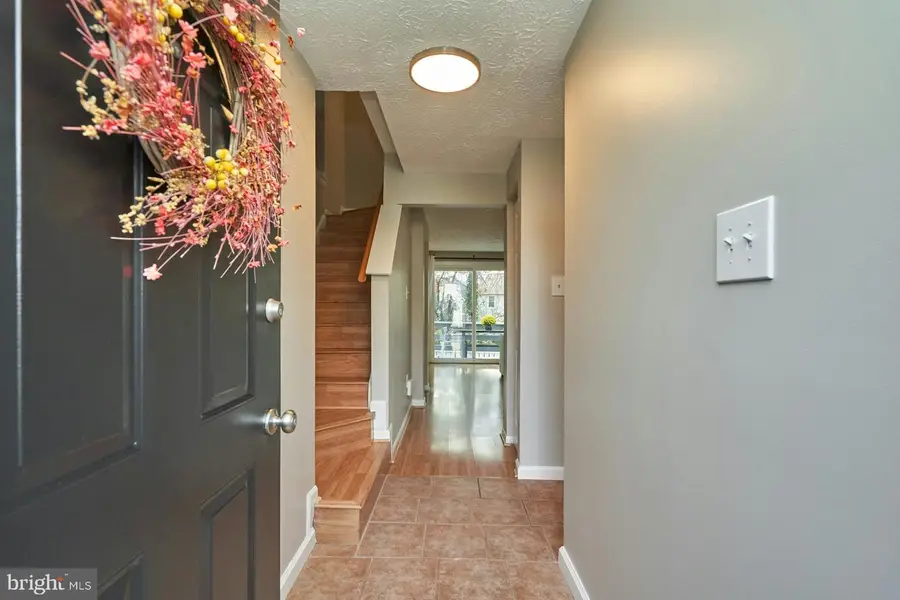 1750 Sundance Dr, Reston, VA 20194 - Image #3