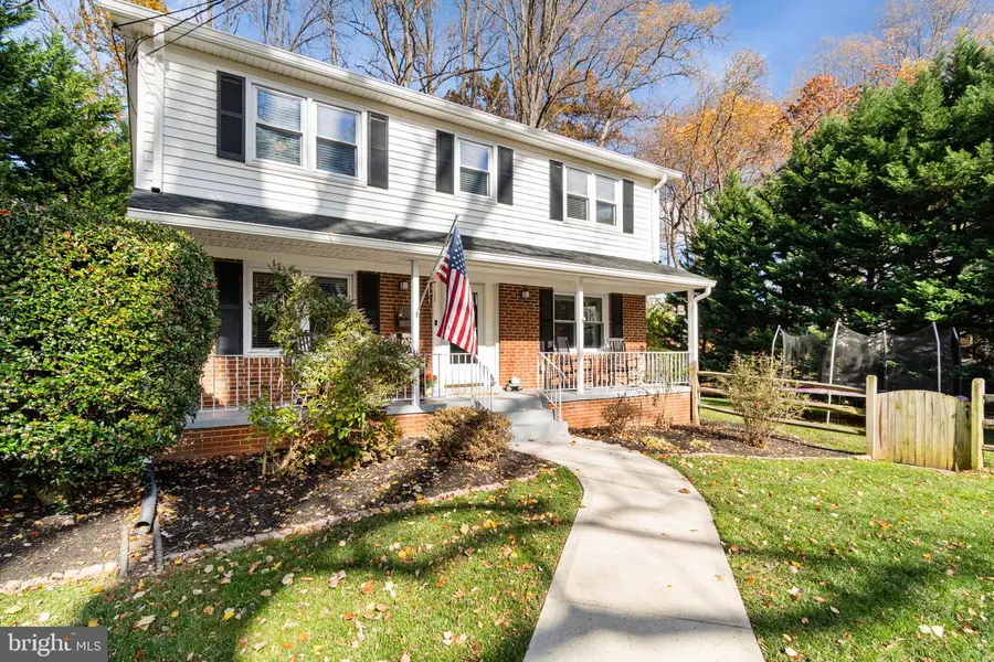 10714 Dudley Ct, Fairfax, VA 22030 - Image #3