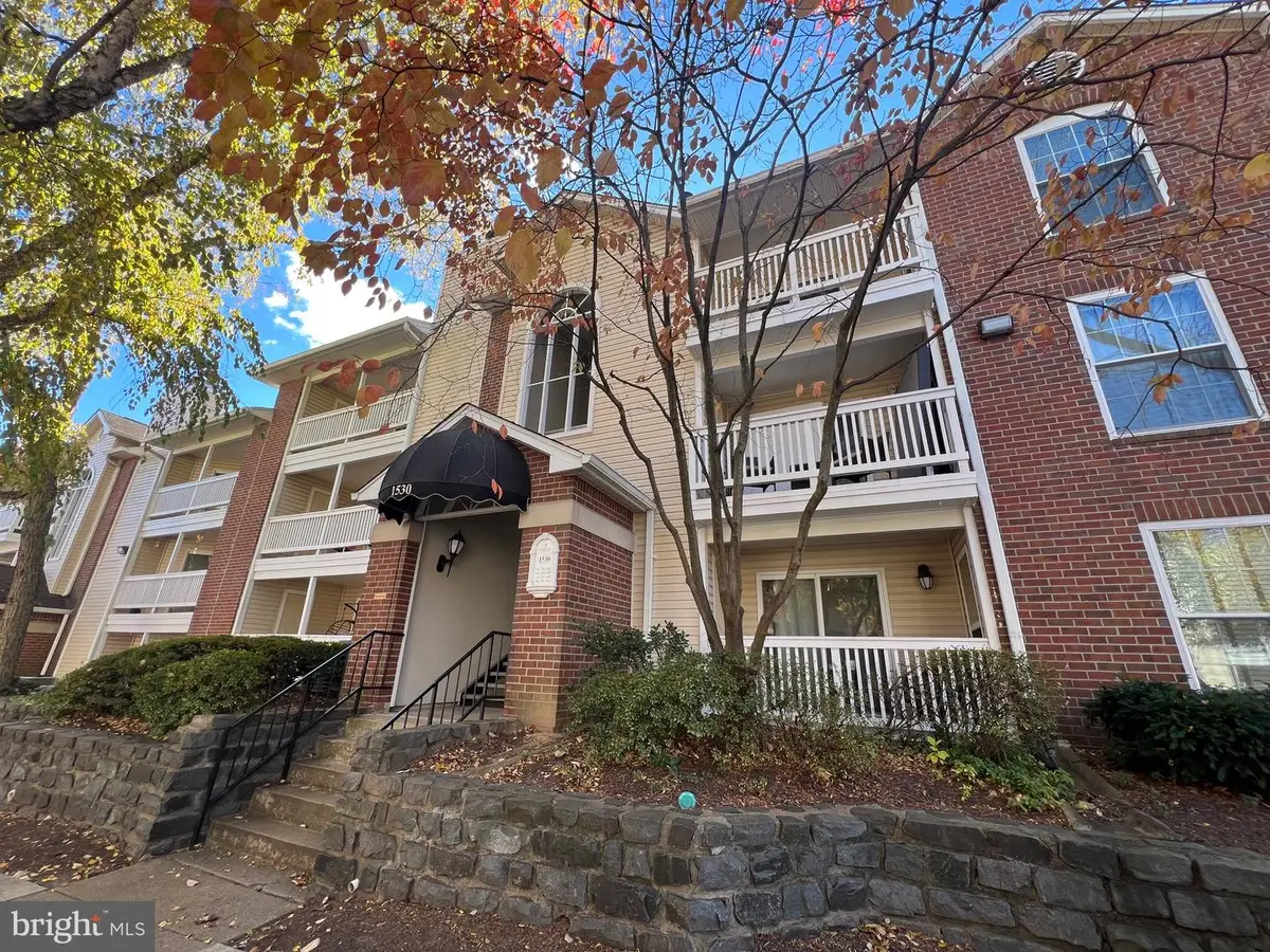 1530 Lincoln Way #202, McLean, VA 22102 - Image #1