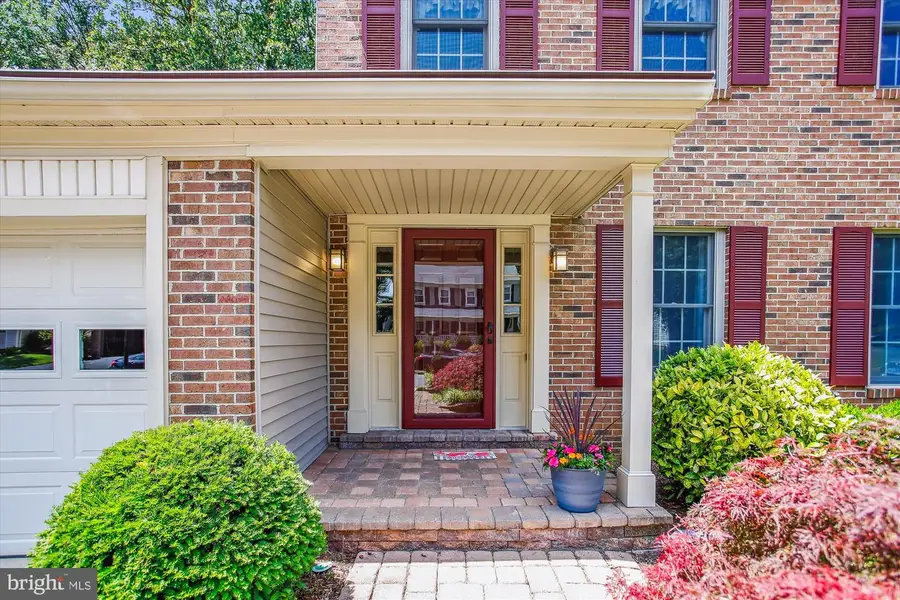 5608 Doolittle St, Burke, VA 22015 - Image #2