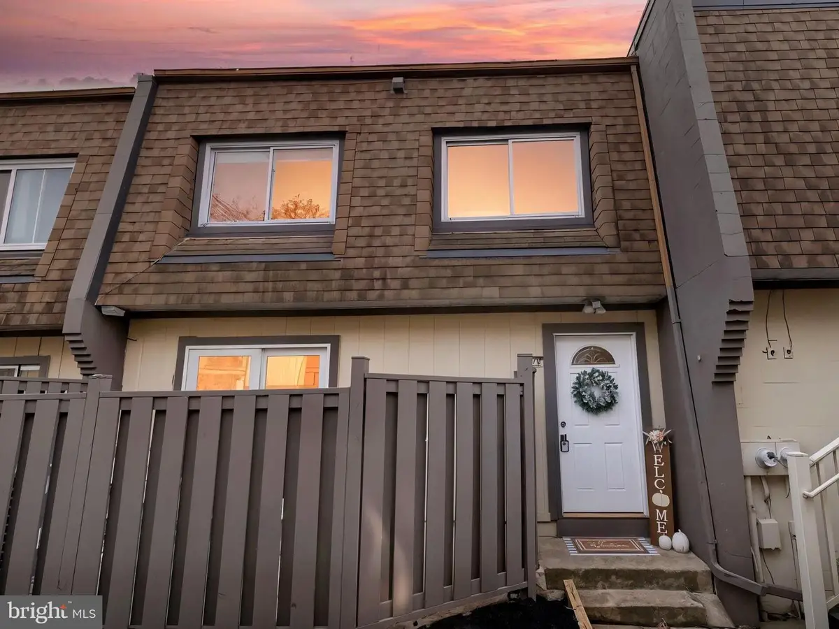 3878 Havenwood Pl #75d, Alexandria, VA 22309 - Image #1