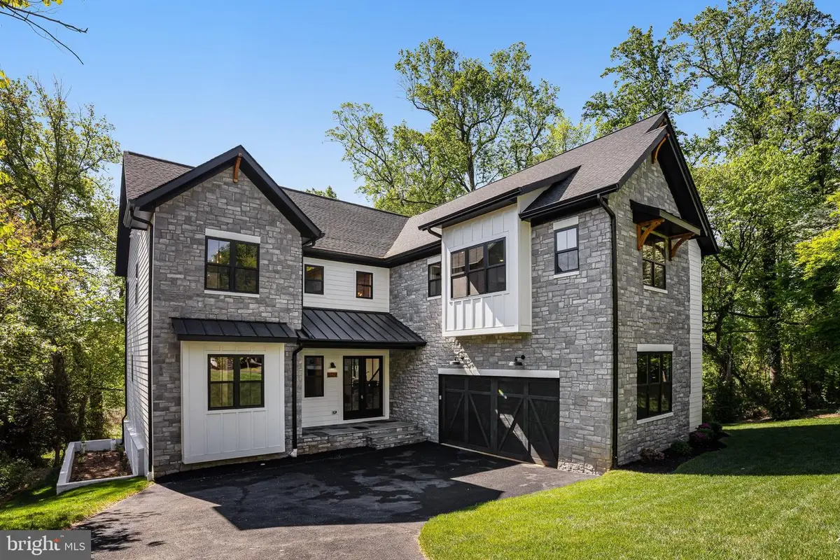 2129 Mckay St, Falls Church, VA 22043 - #1