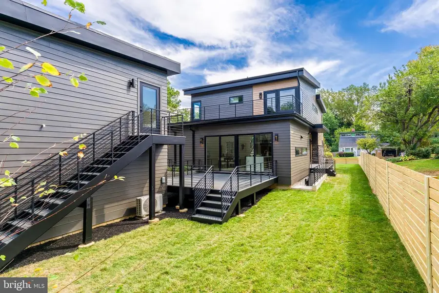 3215 Cofer Rd, Falls Church, VA 22042 - Image #3