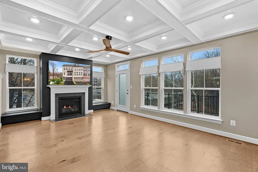 5159 Ridgeview Retreat Dr, Chantilly, VA 20151 - Image #3