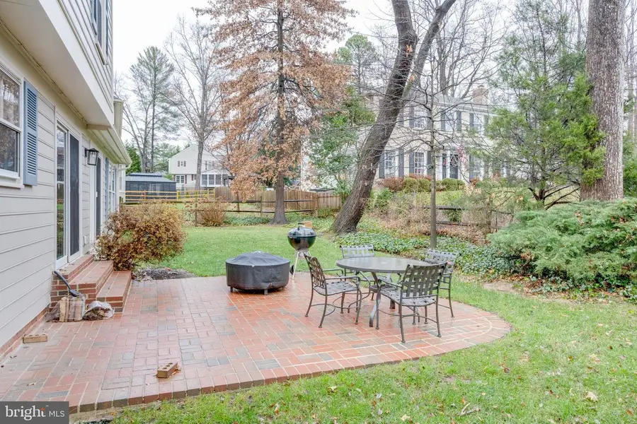 9109 Parliament Dr, Burke, VA 22015 - Image #3