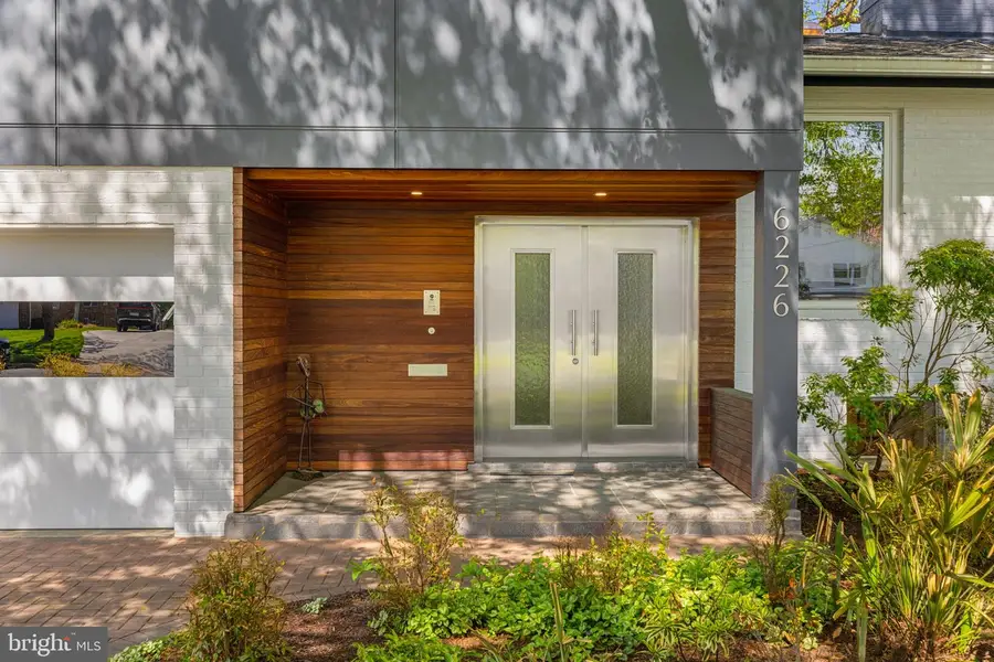 6226 Nelway Dr, McLean, VA 22101 - #3