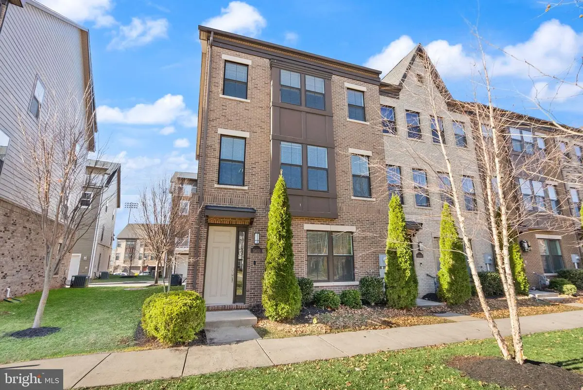 13650 Air And Space Museum Pkwy, Herndon, VA 20171 - Image #1