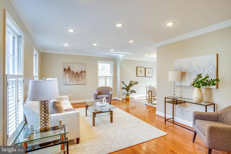 10993 Highridge St, Fairfax Station, VA 22039 - Image #2