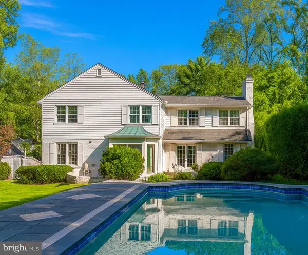 8801 Lynnhurst Dr, FAIRFAX, VA 22031