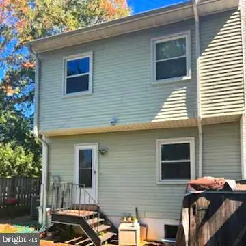 6284 Hillary Ct, Alexandria, VA 22315 - Image #2