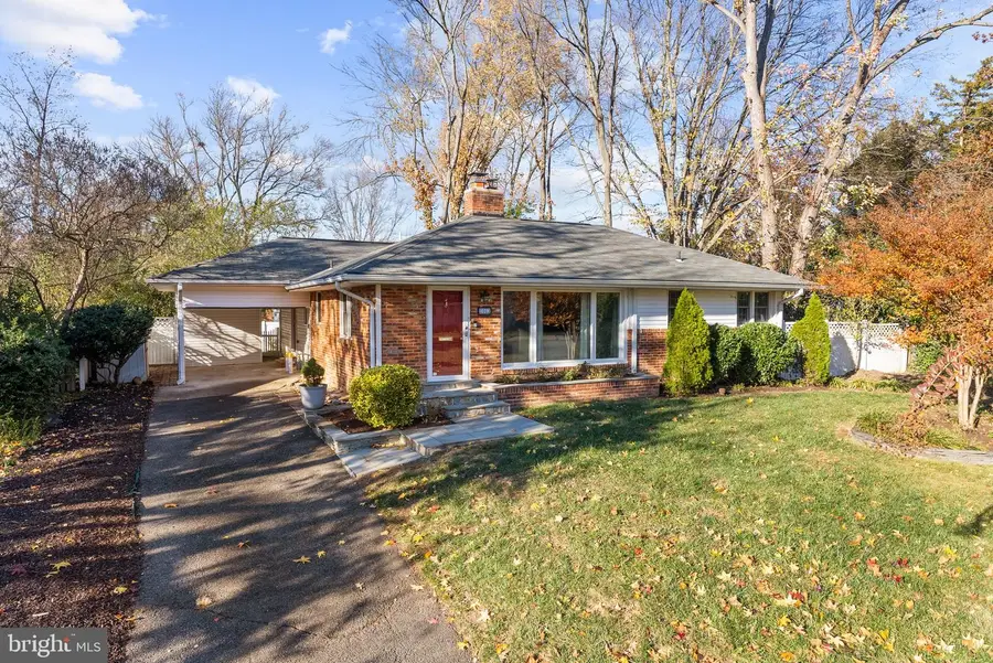 2002 Shenandoah Rd, Alexandria, VA 22308 - Image #3