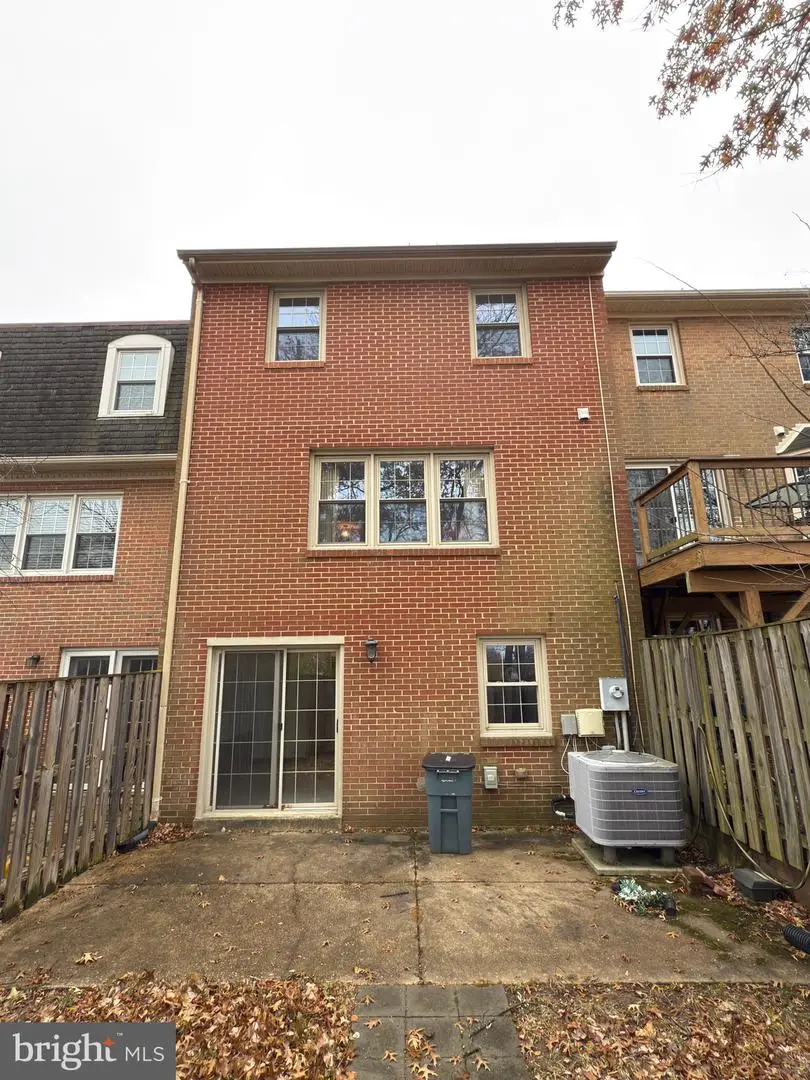 407 Mill St Se, Vienna, VA 22180 - Image #3