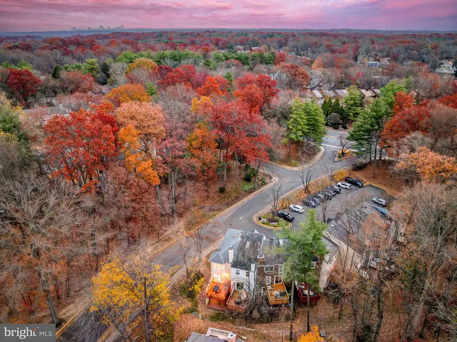 2180 Whisperwood Glen Ln, Reston, VA 20191 - Image #3