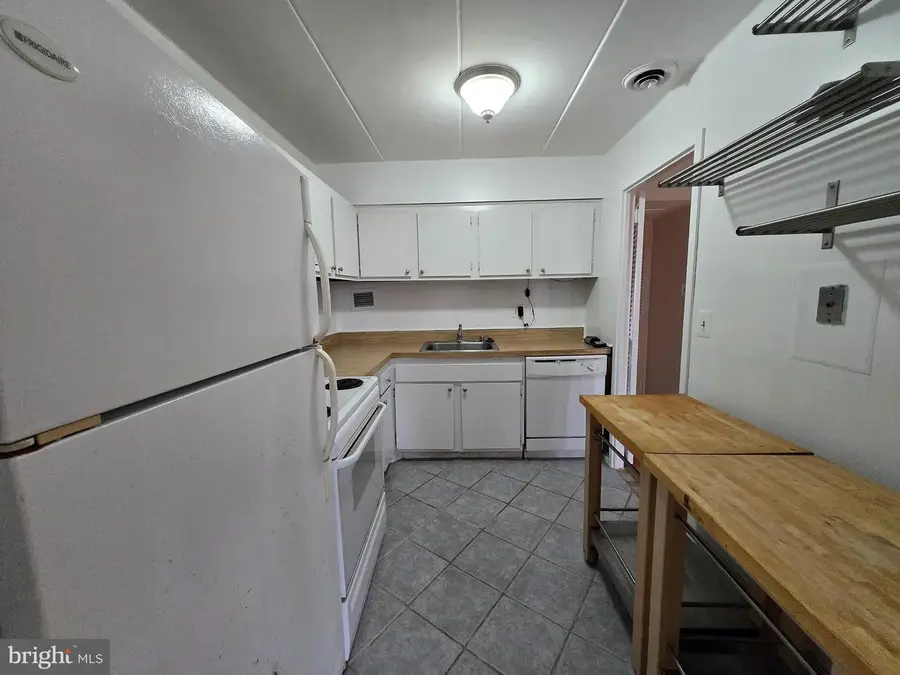 2614 Fort Farnsworth Rd #254, Alexandria, VA 22303 - Image #3