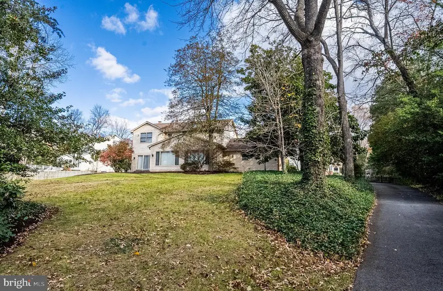 8454 Toll House Rd, Annandale, VA 22003 - Image #2