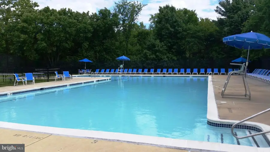 4131 Placid Lake Ct #54-e, Chantilly, VA 20151 - Image #3