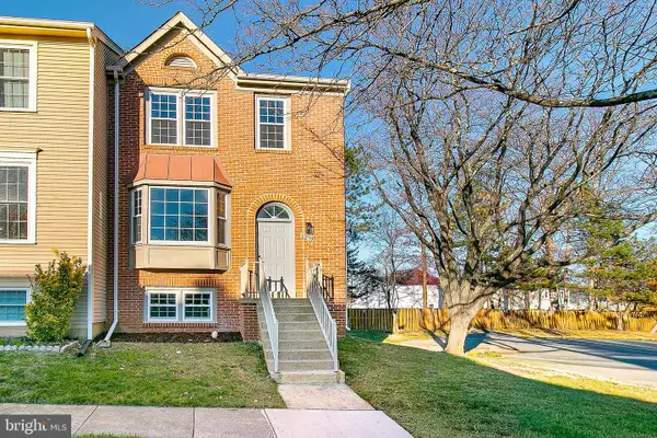 1279 Bond St, HERNDON, VA 20170