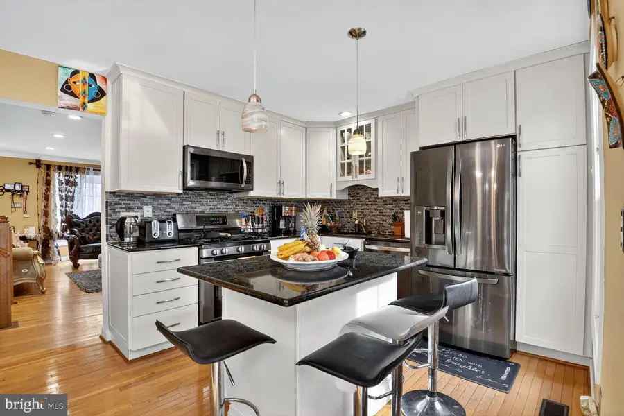 14633 Battery Ridge Ln, Centreville, VA 20120 - Image #2