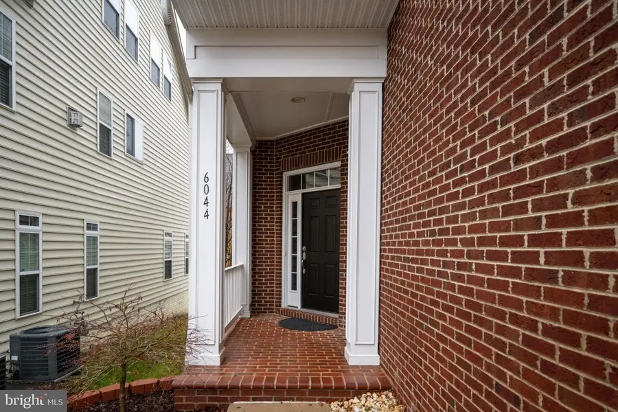 6044 Masondale Rd, Alexandria, VA 22315 - Image #2