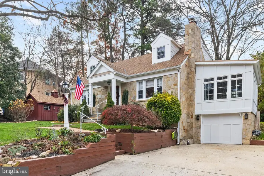 4004 Estabrook Dr, Annandale, VA 22003 - Image #2