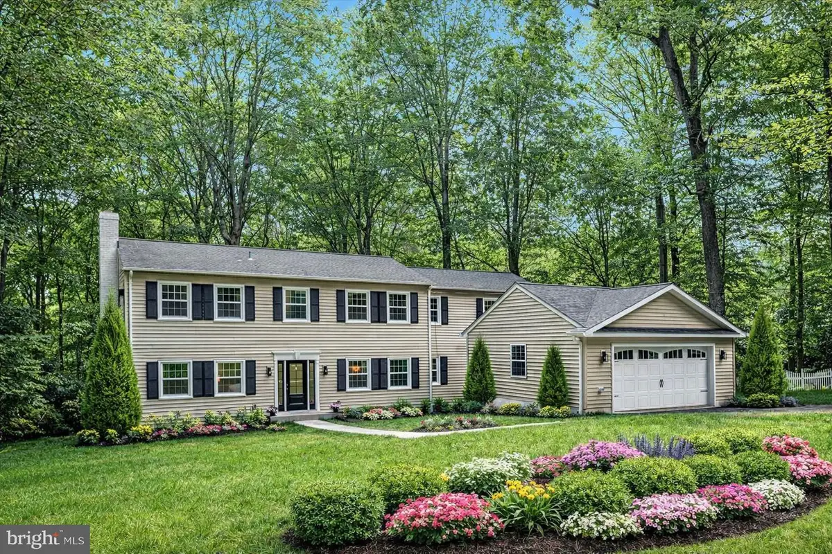 13209 Johnny Moore Ln, Clifton, VA 20124 - Image #1