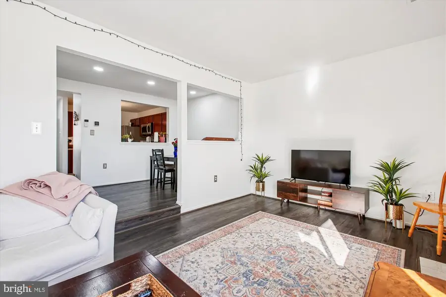 8703 Village Green Ct, Alexandria, VA 22309 - Image #3