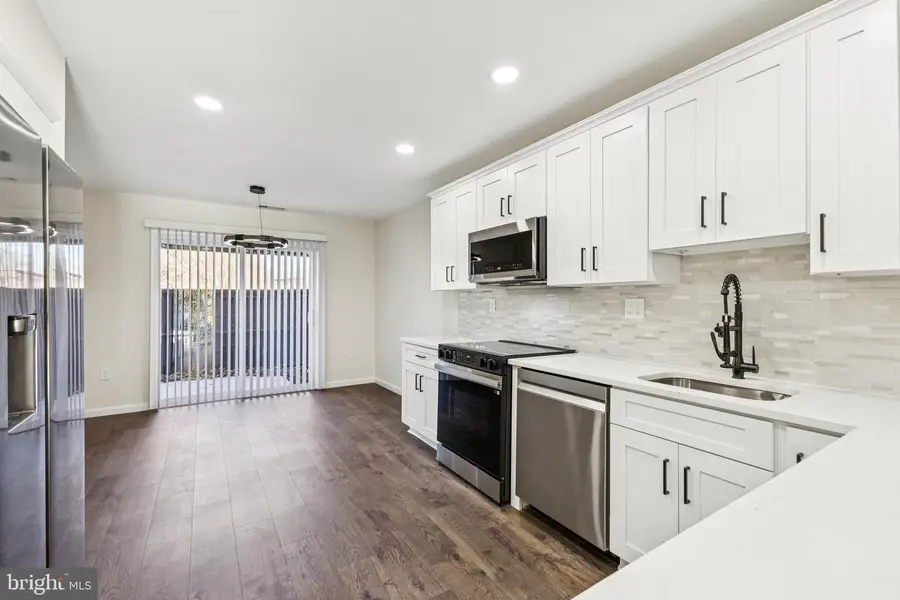 2015 Wethersfield Ct, Reston, VA 20191 - Image #3