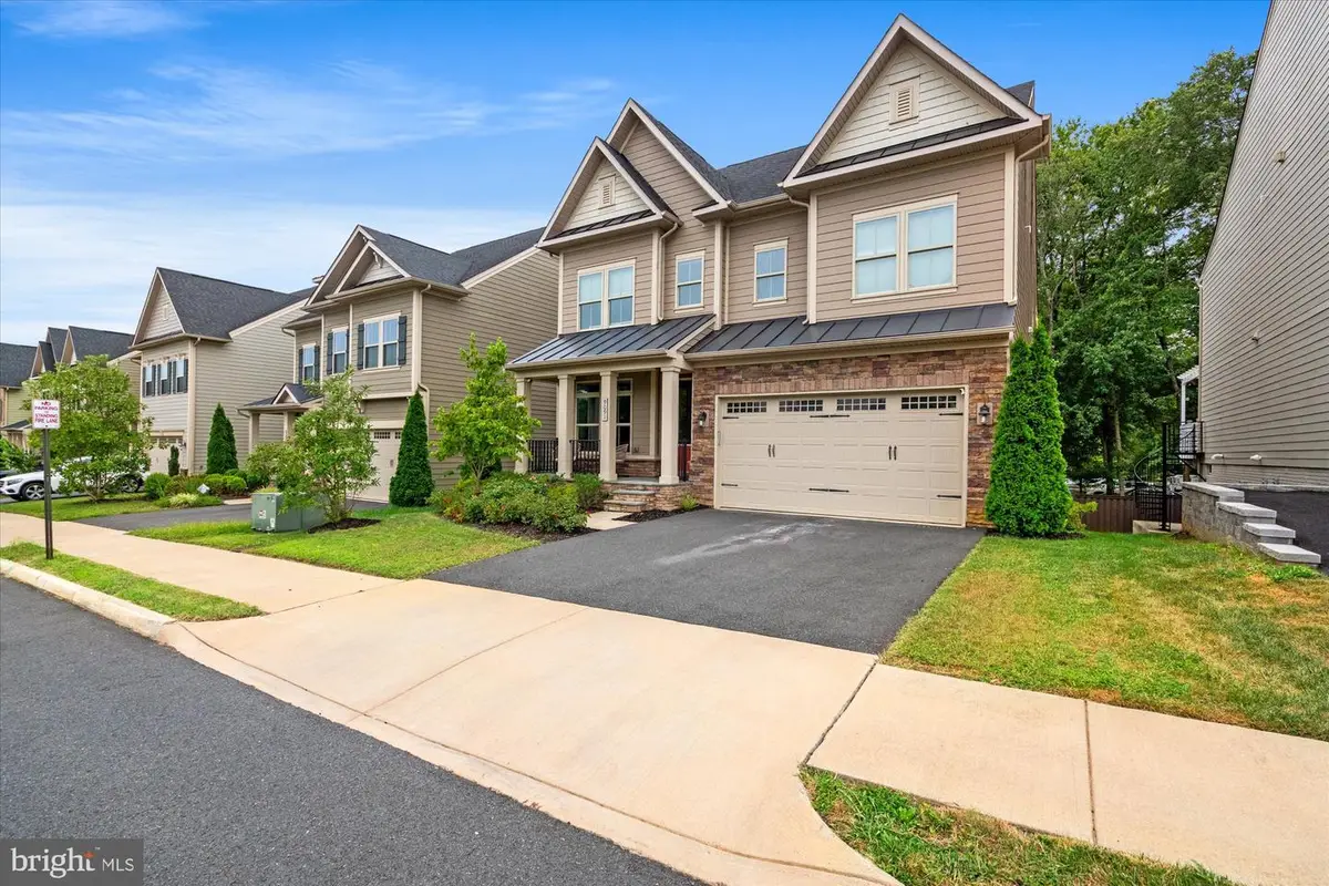 9091 Bear Branch Pl, Fairfax, VA 22031 - Image #1